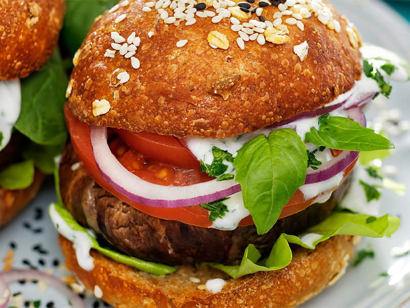 Healthy Recipes Grilled Portobello Burger & Basil Aioli