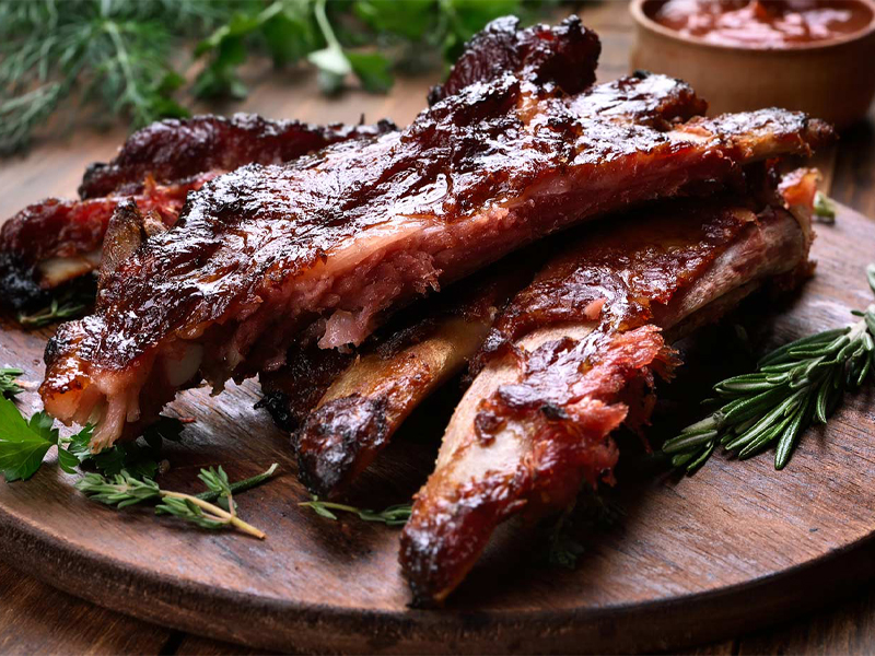Grilled pork ribs on a plate