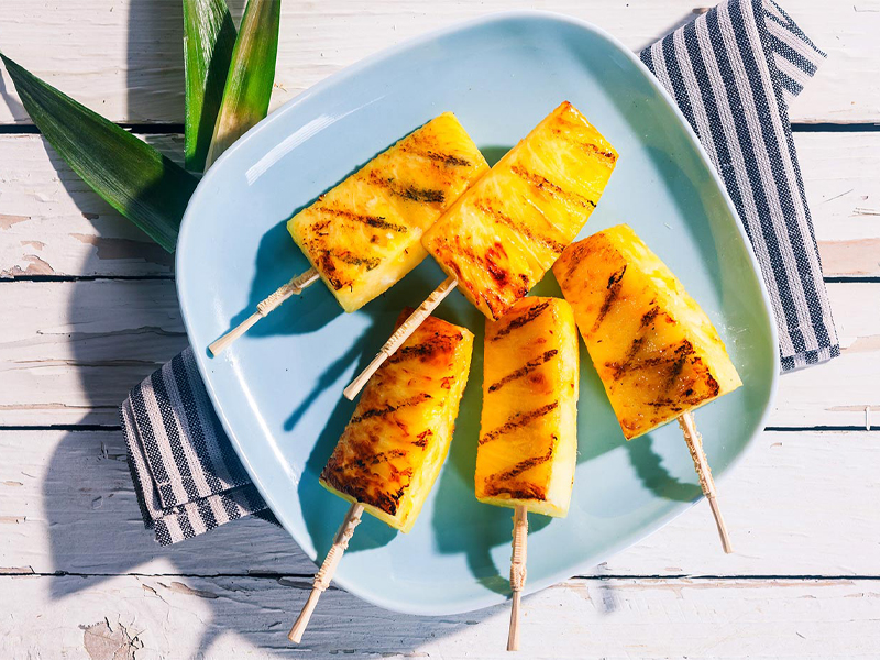 grilled pineapple skewers