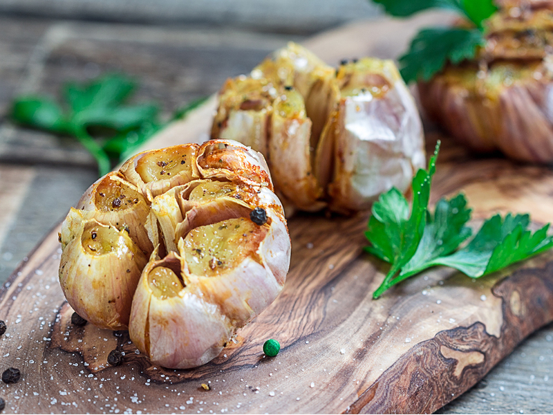 Grill-Roasted Garlic Bulbs